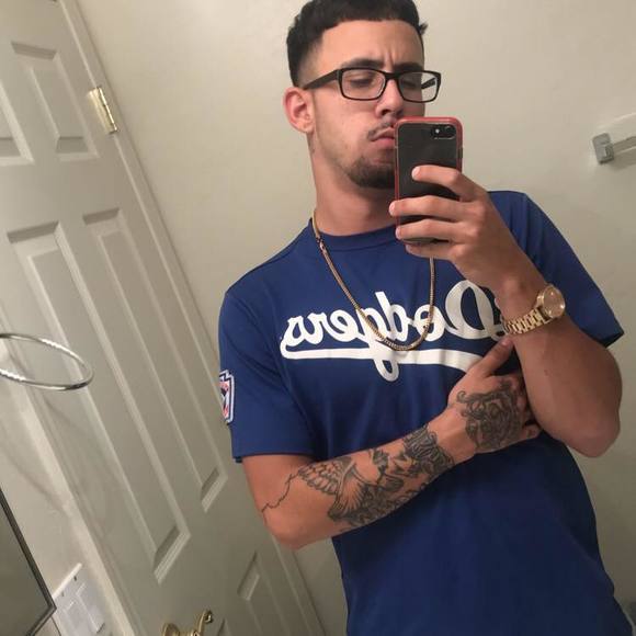 Meet your Posher, Robert - Picture 1 of 1